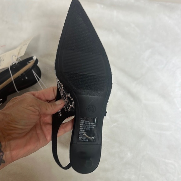 A New Day Black and White Heels with Sleek Design - Picture 7 of 9